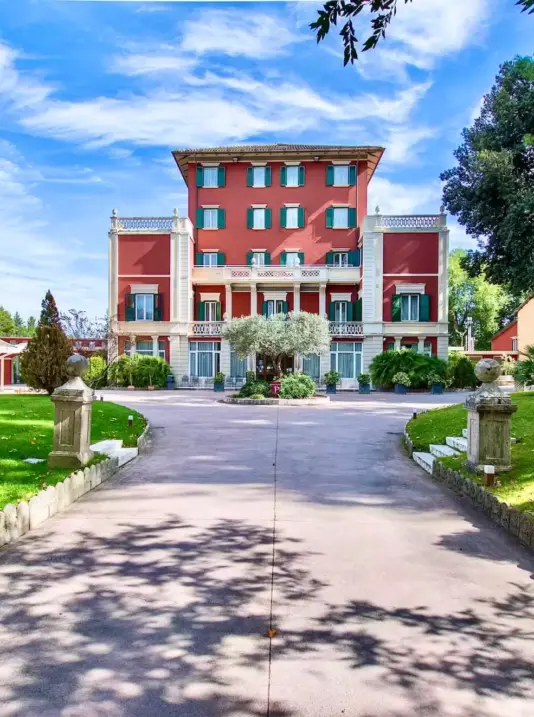 Allestimento di Lusso per Matrimonio - Hotel Villa Pigna<br /><br /> Location elegantemente allestita per un matrimonio esclusivo presso Hotel Villa Pigna