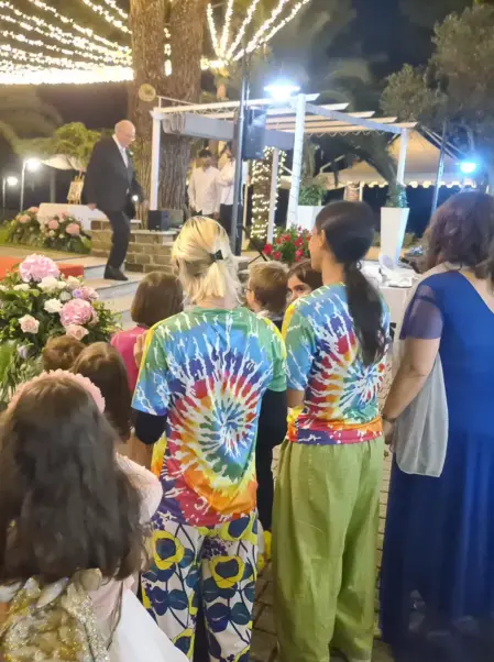 Attività creative per bambini ai matrimoni Laboratori creativi per bambini con colori e giochi interattivi