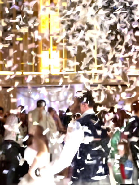 Cannoni spara coriandoli per matrimoni con allestimenti eleganti 