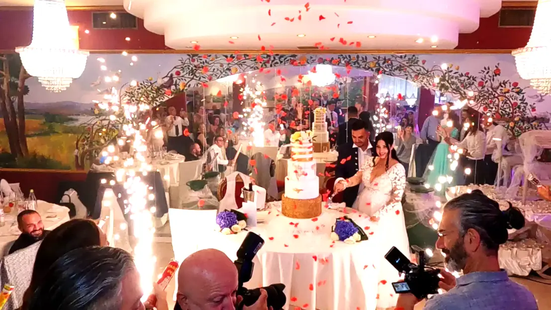 Matrimonio spettacolare e indimenticabile Momenti magici con luci, effetti speciali e scenografie uniche in un matrimonio da sogno