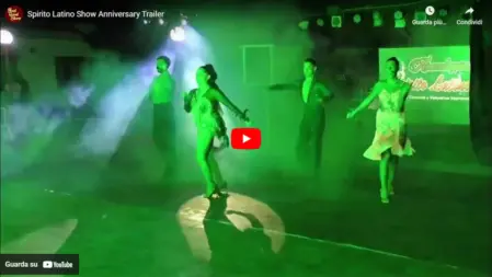 Screenshot del video trailer dello spettacolo Spirito Latino Anniversary Feel Good Show, con musica latina, danze travolgenti e performance dal vivo<br /><br />